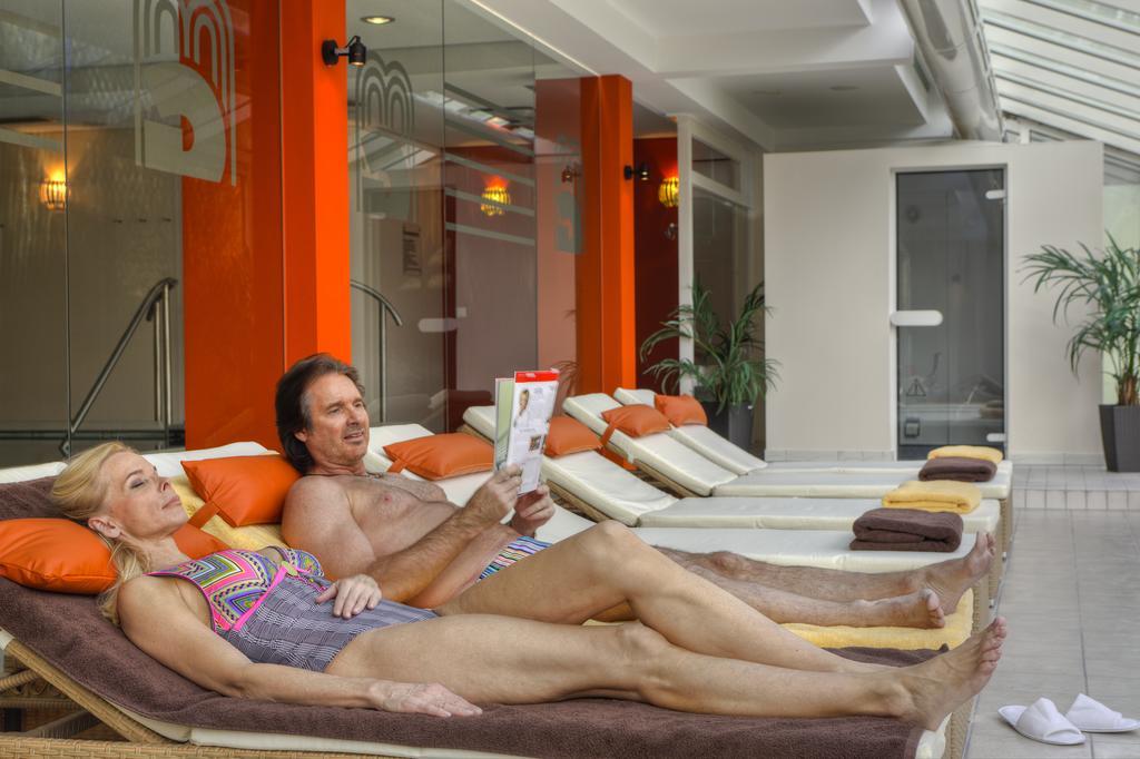 Thermalhotel Gass Bad Fussing Bagian luar foto