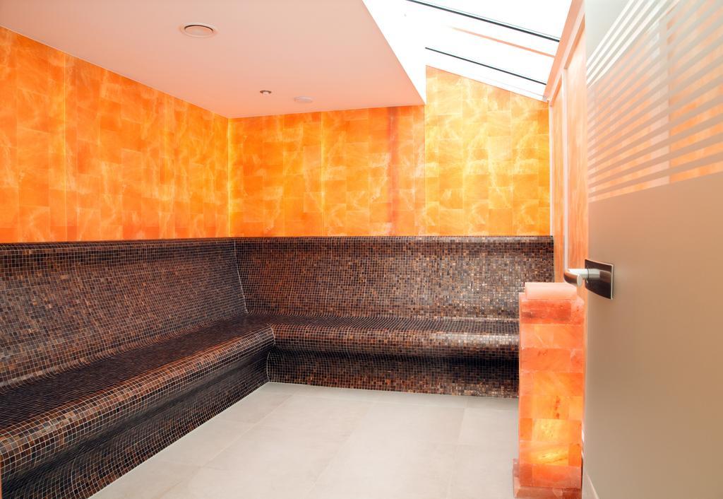 Thermalhotel Gass Bad Fussing Bagian luar foto