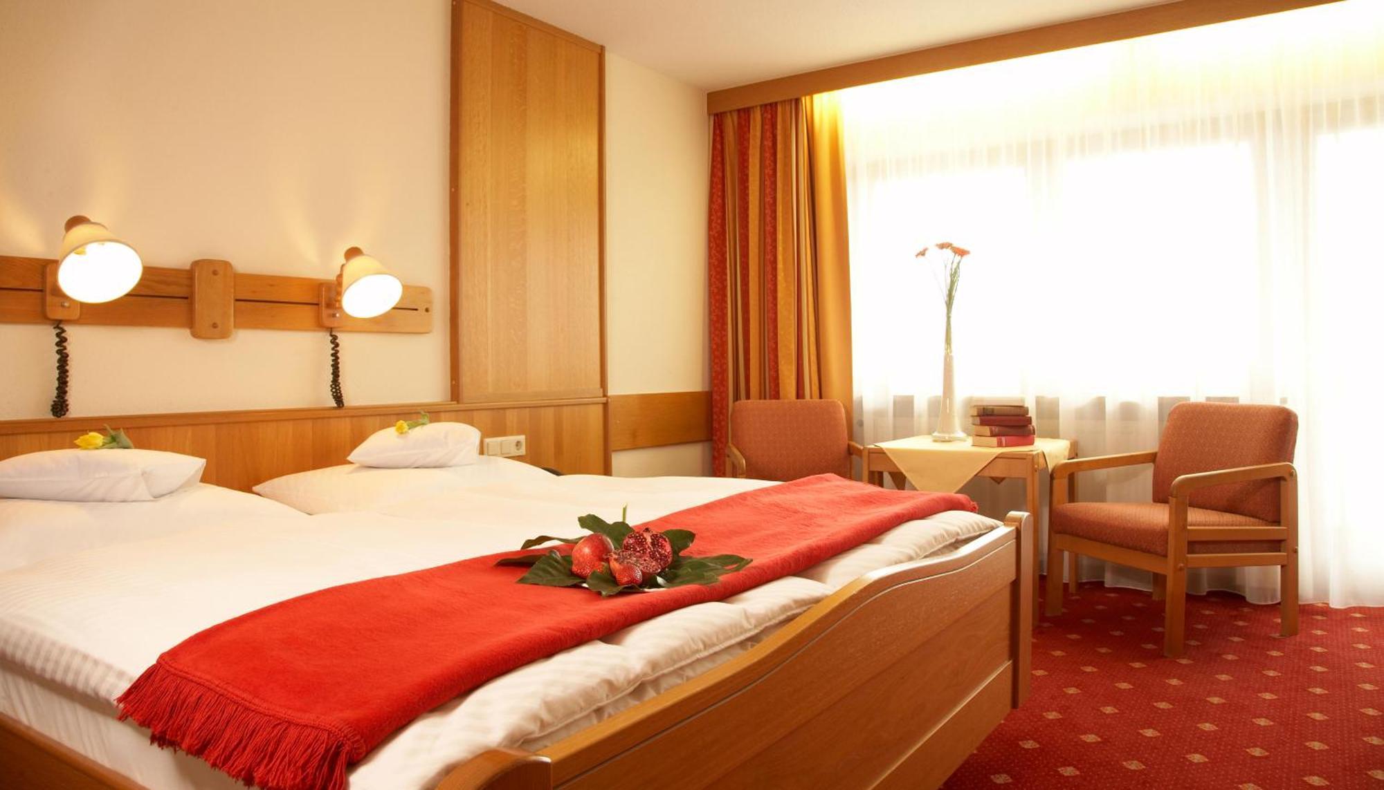 Thermalhotel Gass Bad Fussing Bagian luar foto