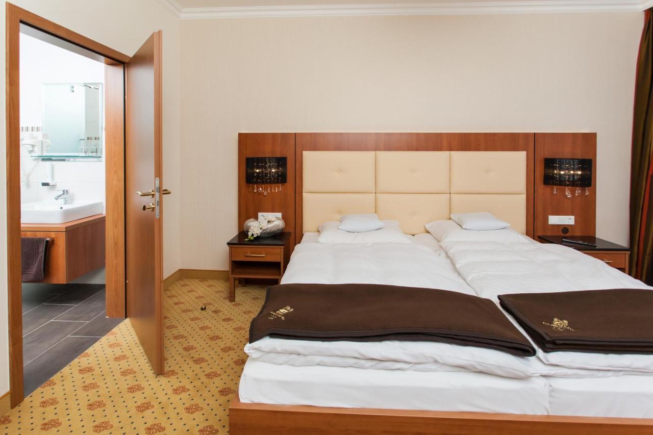 Thermalhotel Gass Bad Fussing Bagian luar foto