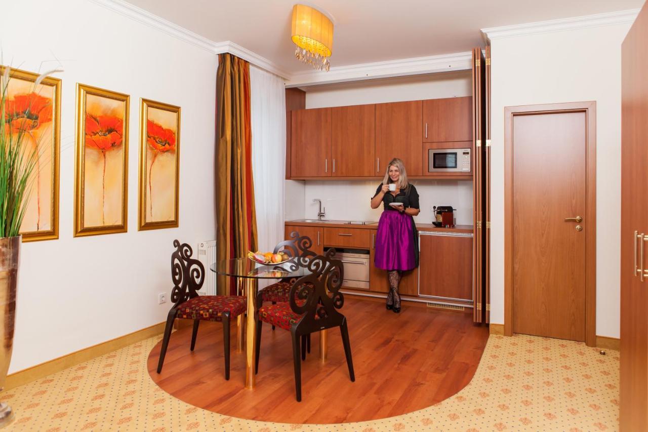 Thermalhotel Gass Bad Fussing Bagian luar foto